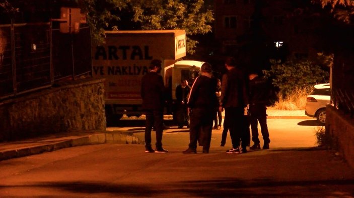 Maltepe'de iki grup arasında silahlı kavga