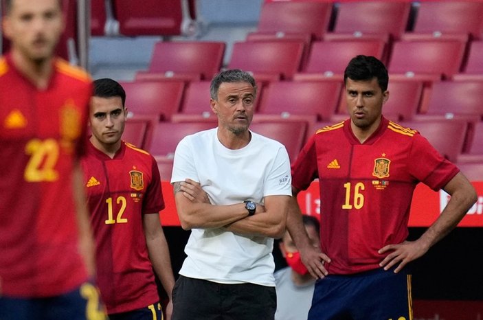 İspanya hazırlık maçına U21 takımını çağırdı