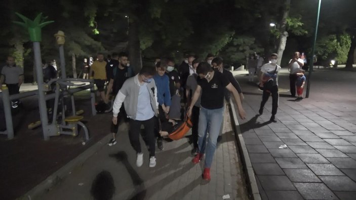 Bursa'da iki grup arasında kavga: 1 yaralı