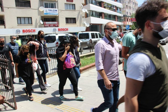 Aydın'da 3 milyon lira dolandıran sahte polisler yakalandı