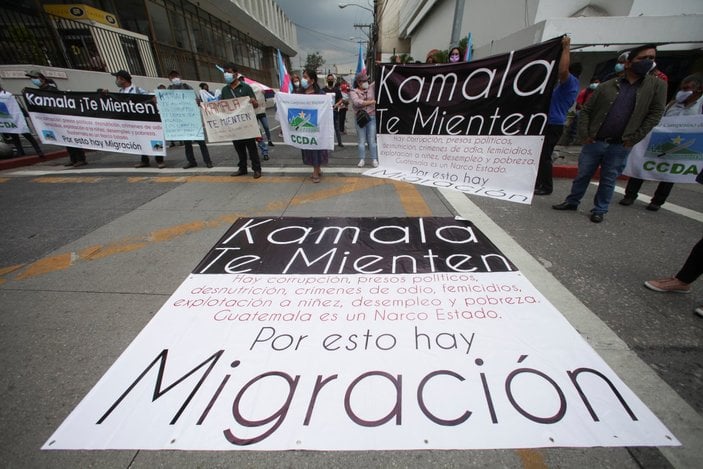 Kamala Harris'ten göçmenlere: Gelmeyin