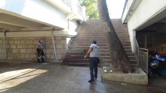 Antalya’da merdivenden düşen adam, hayatını kaybetti
