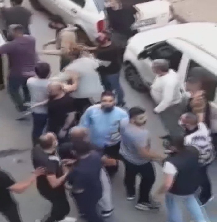 Bağcılar'da taciz iddiası: Mahalleli sokağa döküldü