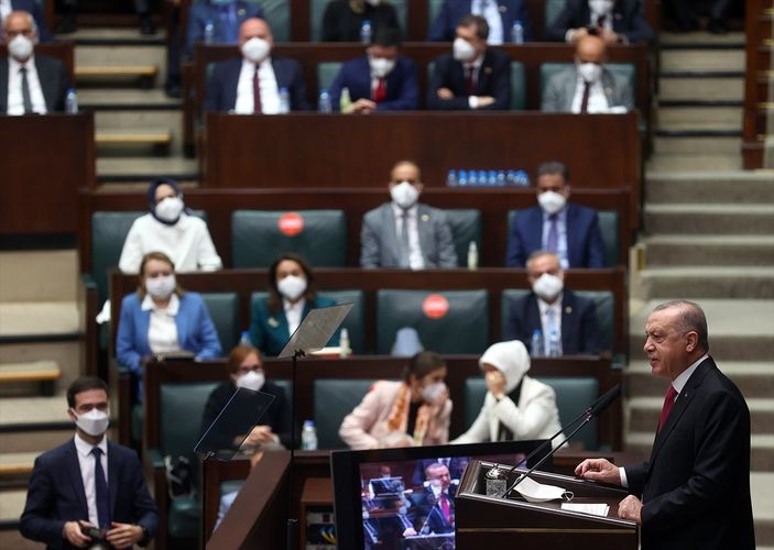 Cumhurbaşkanı Erdoğan'dan Kılıçdaroğlu'na: Suç örgütlerine bel bağlamış durumda