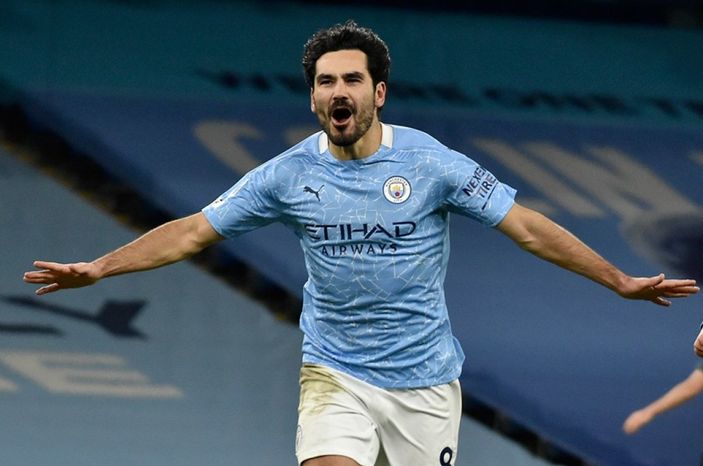 İlkay Gündoğan'dan yetiştiği takıma bağış