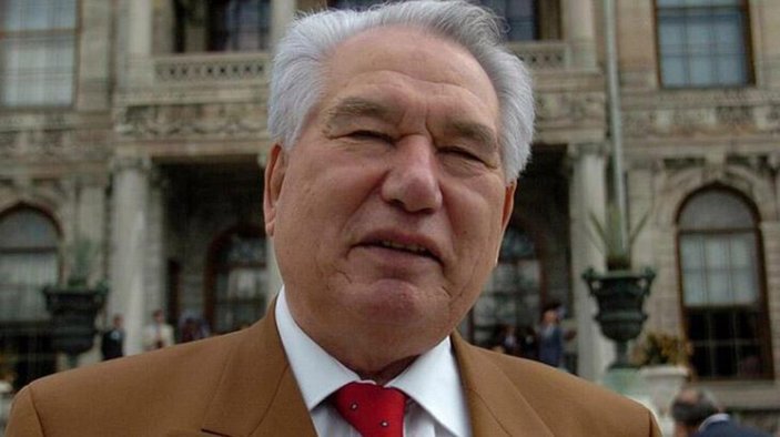 Büyük Kırgız yazar Cengiz Aytmatov'un 14'üncü ölüm yıl dönümü