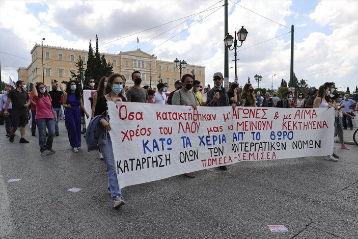Yunanistan'da 24 saatlik genel greve gidildi