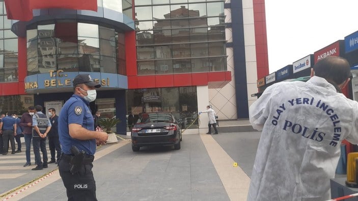 Yomra Belediye Başkanı Mustafa Bıyık'a silahlı saldırı