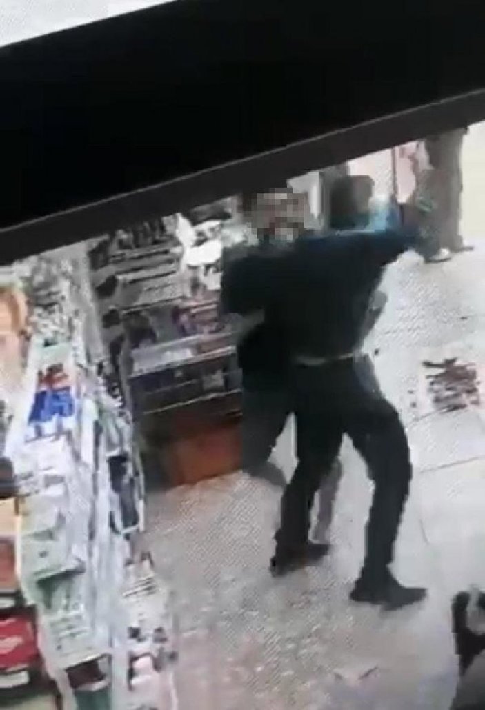 İzmir'de kasiyer tartıştığı müşteriye ateş açtı