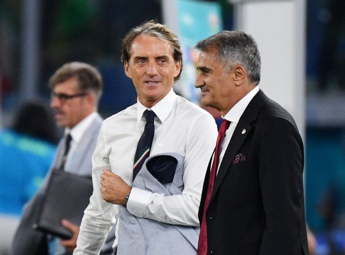 Mancini: Çok iyi oynadık, Türkiye'yi oynatmadık