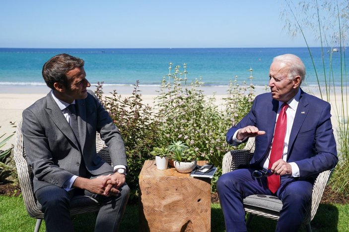 Emmanuel Macron: Biden, özgürlükçü dünyanın işbirlikçi lideri