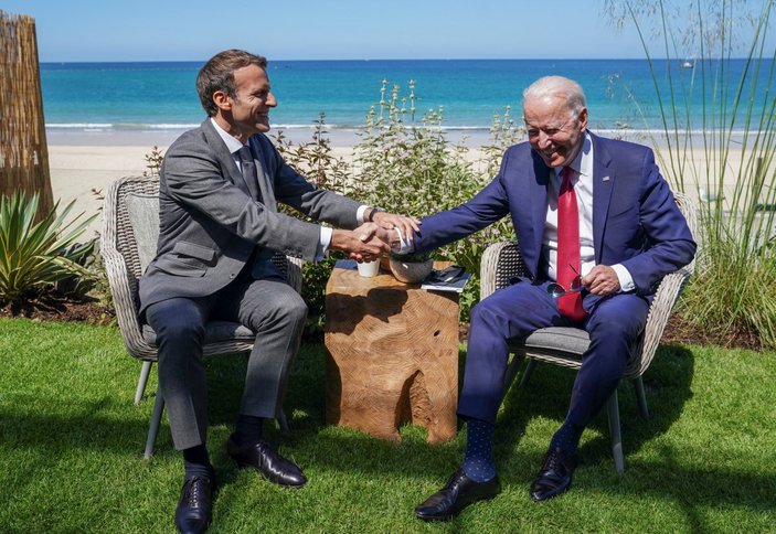 Emmanuel Macron: Biden, özgürlükçü dünyanın işbirlikçi lideri