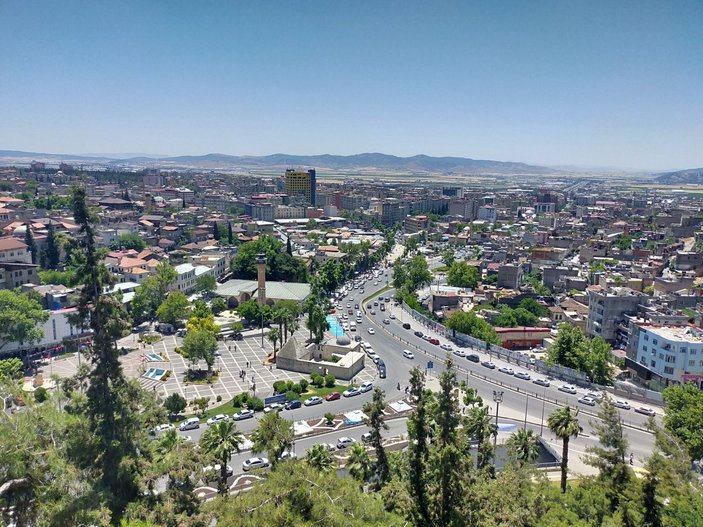 Kahramanmaraş'taki renkli bina Kurban Bayramı’nda yıkılacak