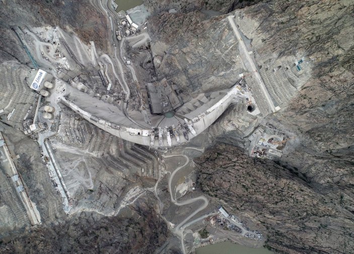 Yusufeli Barajı'nın gövde inşaatı yapım süreci aktarıldı