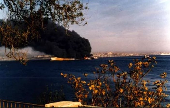 Vakanüvis, Marmara'yı saran müsilajın hatırlattığı Independenta'yı yazdı