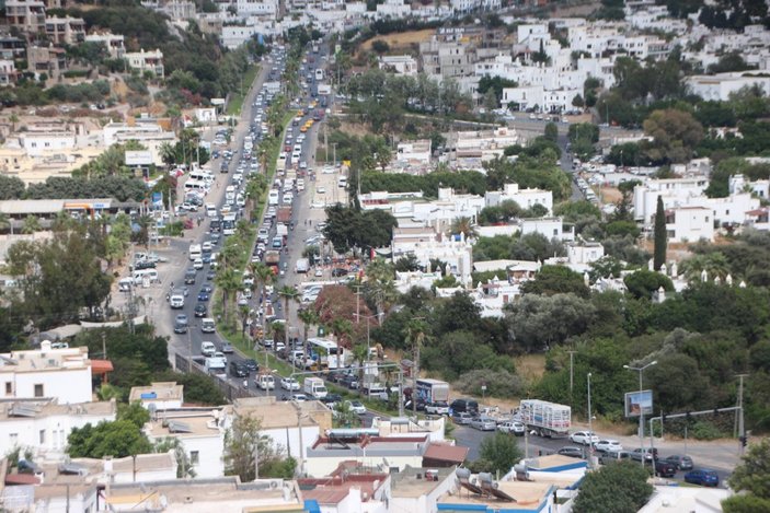 Bodrum'da trafik yoğunluğu