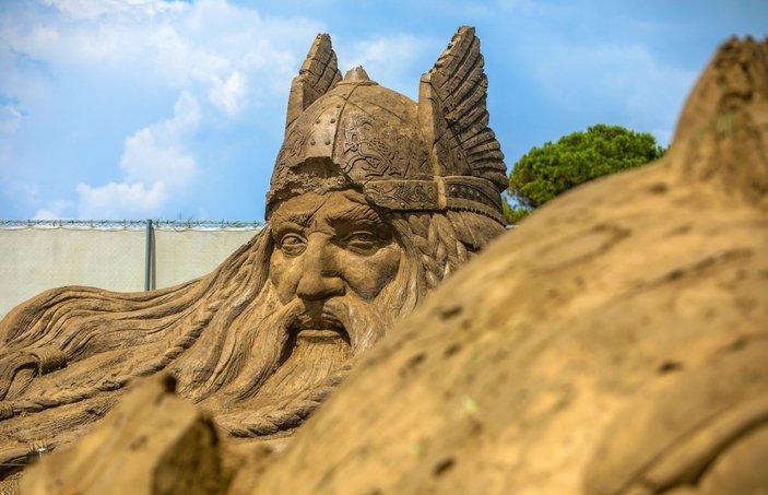 Antalya Kum Heykel Festivali başladı: Kayıp Şehir Atlantis temasıyla açıldı