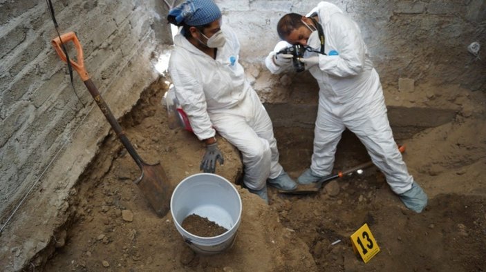 Meksika’da seri katilin evinden 3 bin 787 adet insan kemiği çıktı