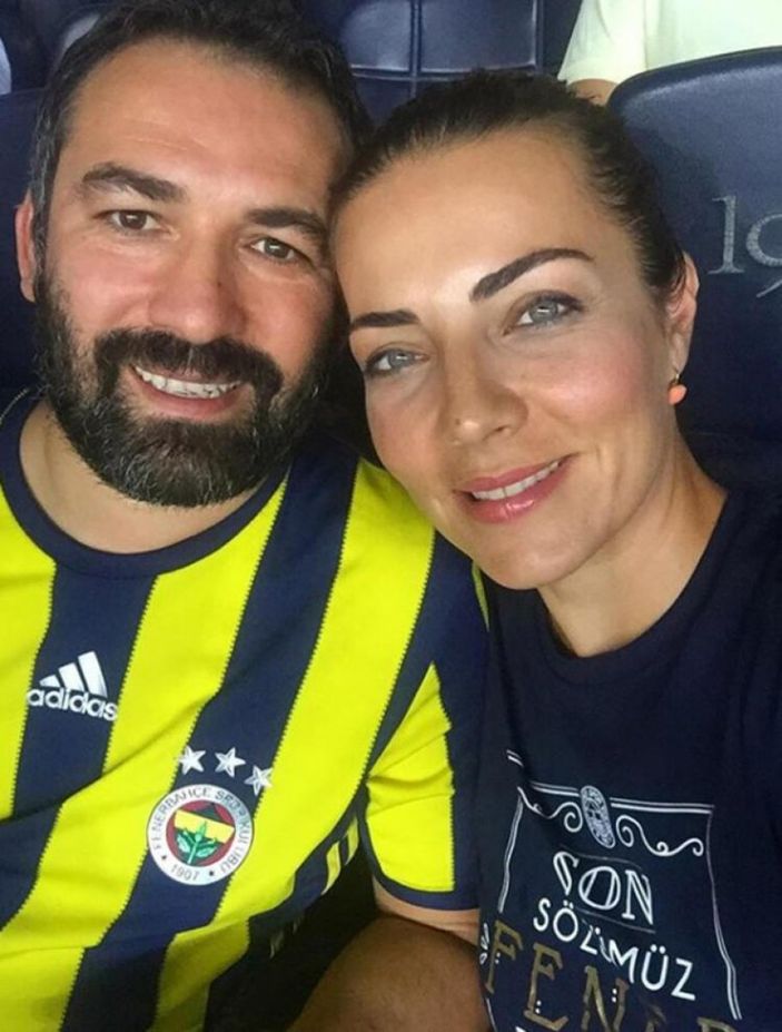 Tolgshow'un dış sesi kimdir? Hem yönetmen hem seslendiren...