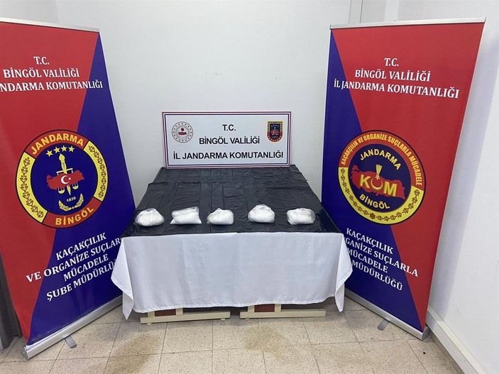 i Bingöl’de 2 milyon 200 bin lira değerinde uyuşturucu madde ele geçirildi