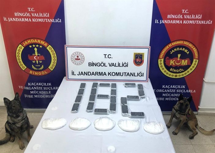 i Bingöl’de 2 milyon 200 bin lira değerinde uyuşturucu madde ele geçirildi