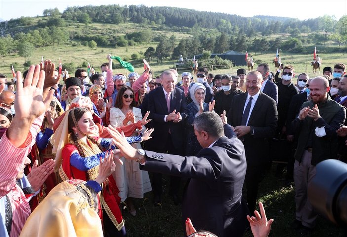 Cumhurbaşkanı Erdoğan'ın Şuşa ziyaretinden renkli görüntüler