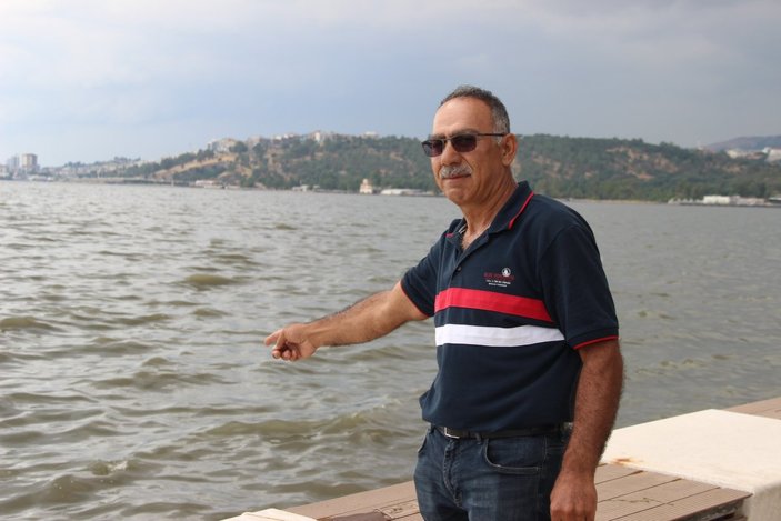 İzmir Körfezi'ndeki koku ve kirlilik halkı isyan ettirdi