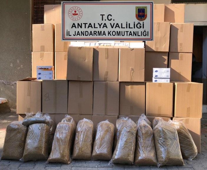 Antalya’da 86 kilogram kaçak tütün ele geçirildi