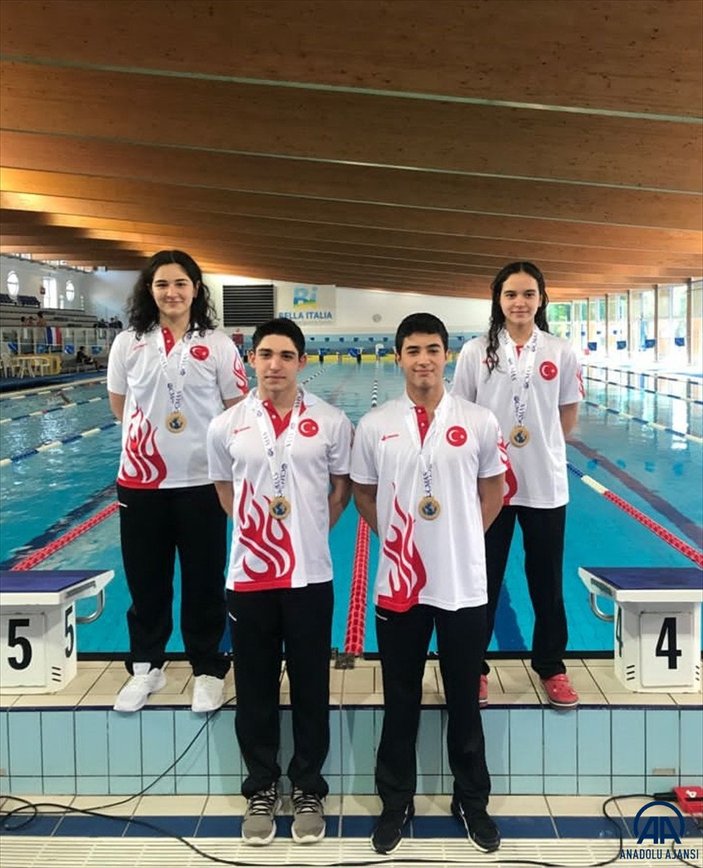 Paletli Yüzme Genç Milli Takımı İtalya'da dünya şampiyonu