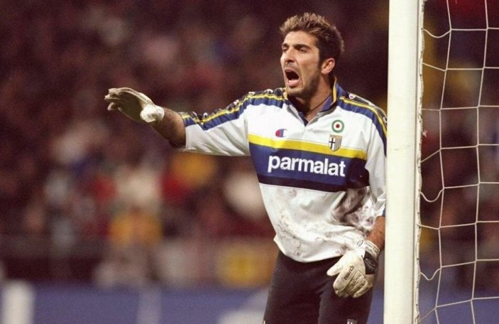 Buffon, Parma ile anlaştı