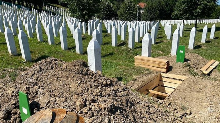 Karadağ'da, Srebrenitsa soykırımı yasa tasarısı kabul edildi
