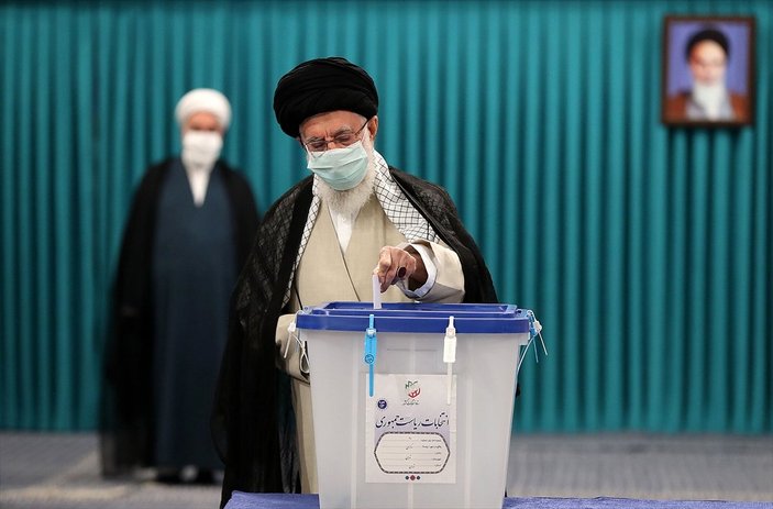 İran'da Cumhurbaşkanlığı seçimi heyecanı