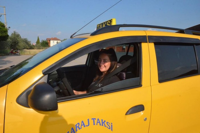 Manisa'da otomobil tutkusu nedeniyle taksici oldu