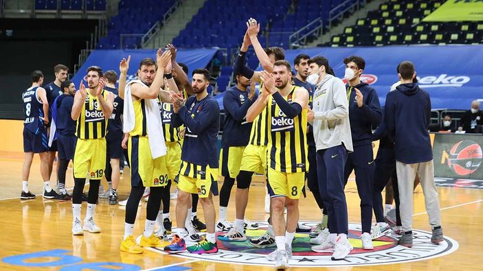 Fenerbahçe basketbolda ikinci takım için TBF'ye başvurdu