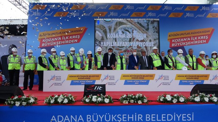 Adana'da 10 belediye başkanıyla kreş temel atma töreni