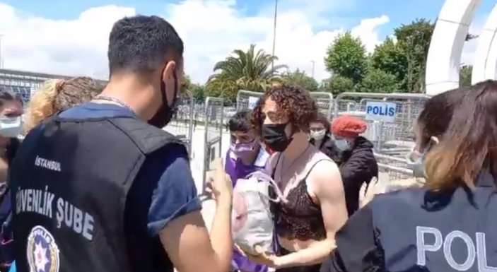 Maltepe'deki trans şahıs, kadın polis tarafından aranmak istedi