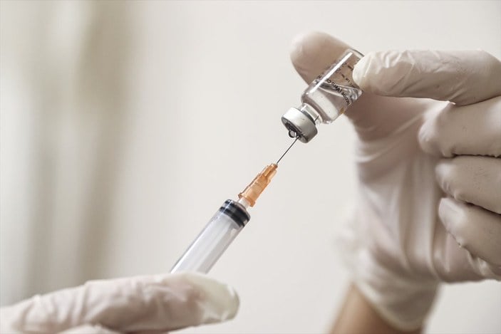 Ülke genelinde son bir haftada 7,7 milyon dozdan fazla koronavirüs aşısı uygulandı