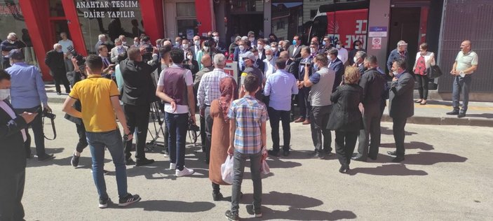 CHP, 60 kişilik heyetle Erzurum'a gitti