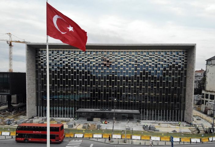 İ Atatürk Kültür Merkezi'nin inşaatında sona gelindi