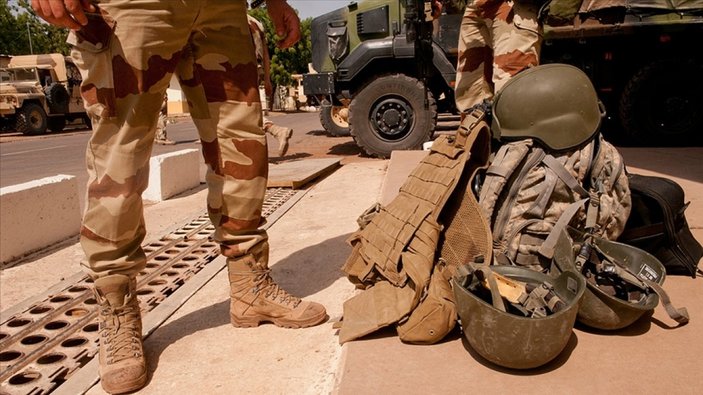 Mali’de Fransız askerlere bomba yüklü araçla saldırı
