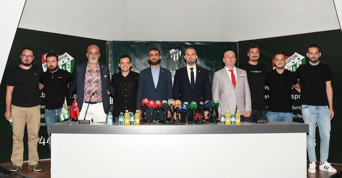 i Bursaspor, Mustafa Er ile sözleşme imzaladı