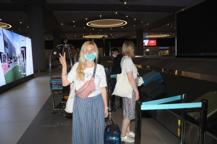 Rus turistler aylar sonra Türkiye'de