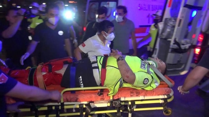 Bursa’da alkollü sürücü polis noktasına daldı: 2’si polis 4 yaralı