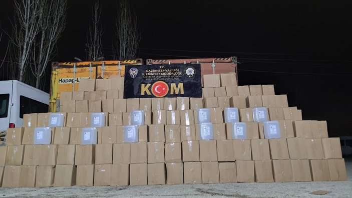 Gaziantep’te 12 ton kaçak etil alkol ele geçirildi
