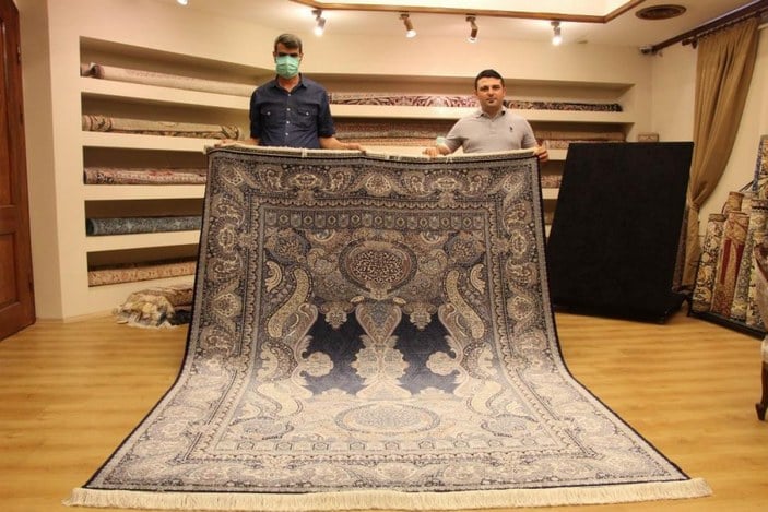 Nevşehir'de, 6 metrekare olan ipek halı 800 bin liradan satılıyor