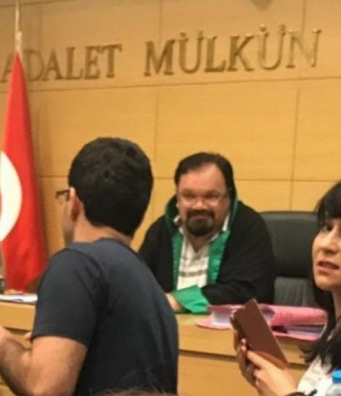 Avukatın etek boyuna karışan hakim Mehmet Yoylu'ya hapis cezası