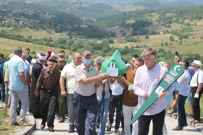 Bosna Savaşı'nın 6 kurbanı daha toprağa verildi