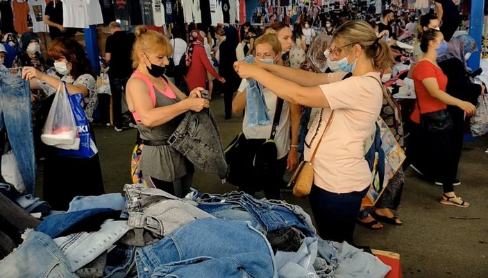 Edirne’de, Bulgar vatandaşlarının alışveriş yoğunluğu kamerada