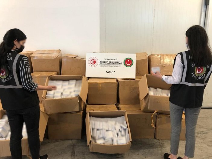 Sarp Sınır Kapısı’nda 20 bin kutu kırmızı reçeteli ilaç ele geçirildi