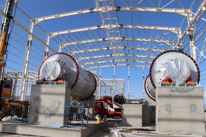 Siirt'te çinko izabe tesisi inşaatı sürüyor